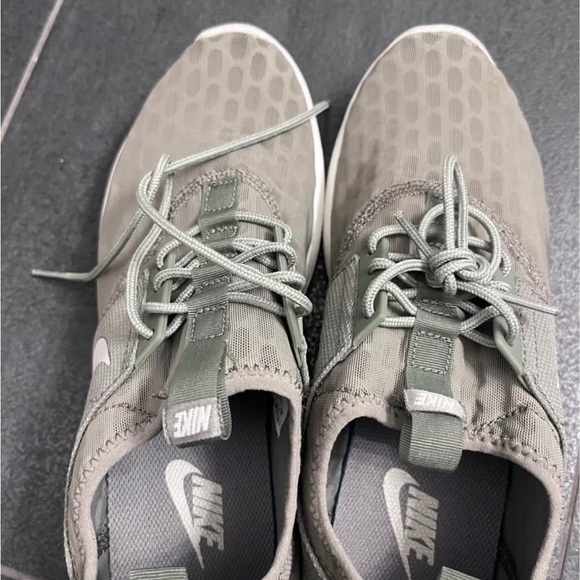 Nike Gray Athletic Sneakers - Picture 3 of 4